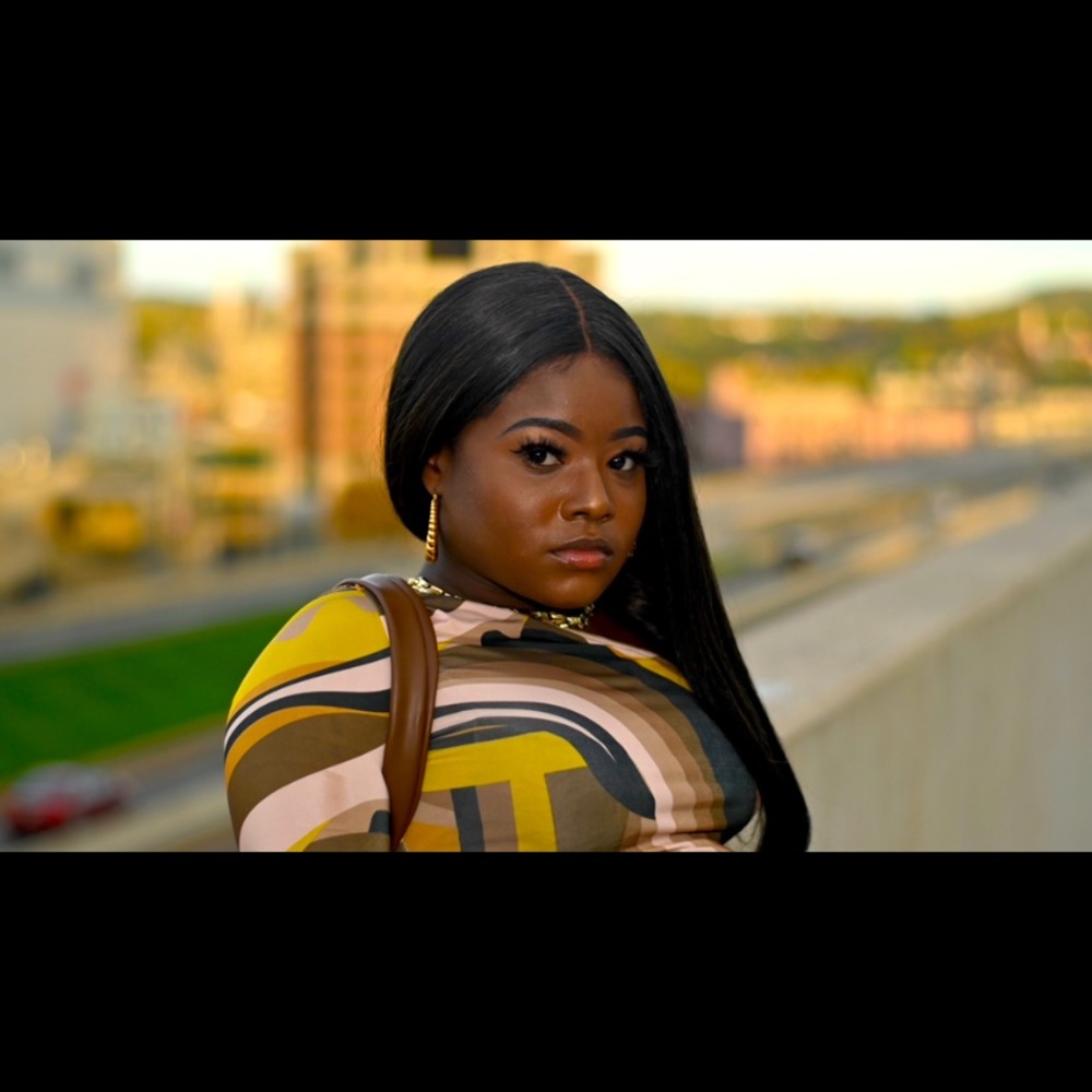 Meet your Posher, Anchise